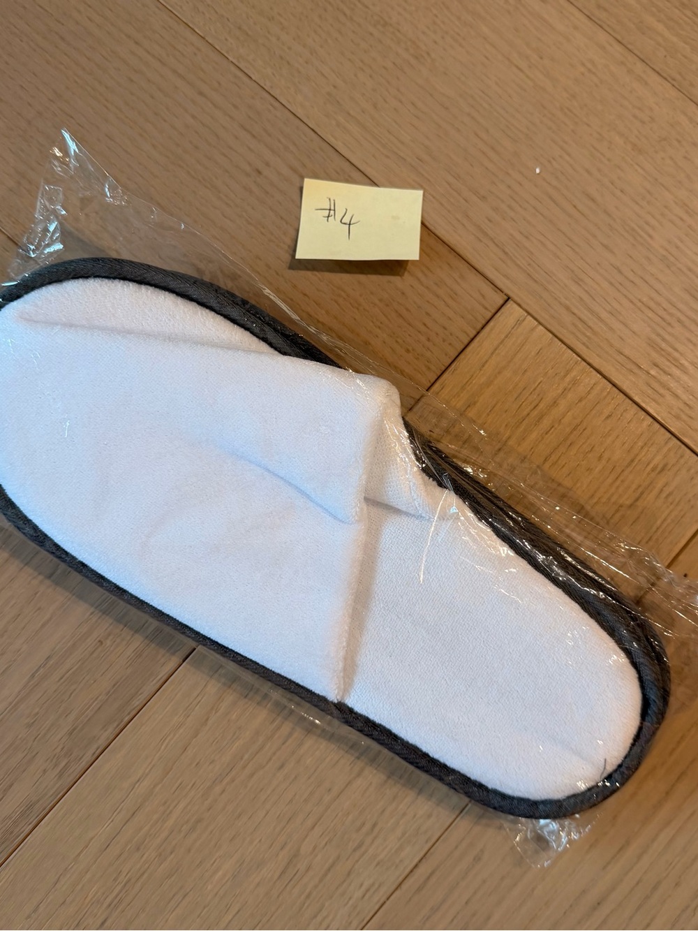**Brand New** Set 4 - Classic White Spa Slippers with grey Trim